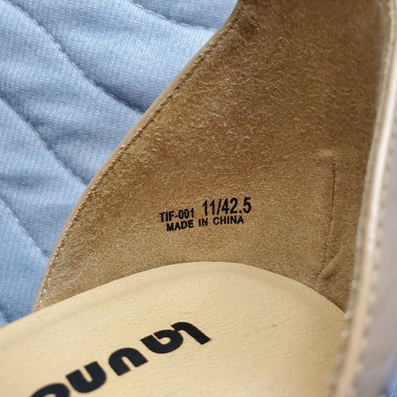 Laundry List Women's Clear Wide Single Strap Block Heels Sandals Nude Size 11M - Picture 7 of 11